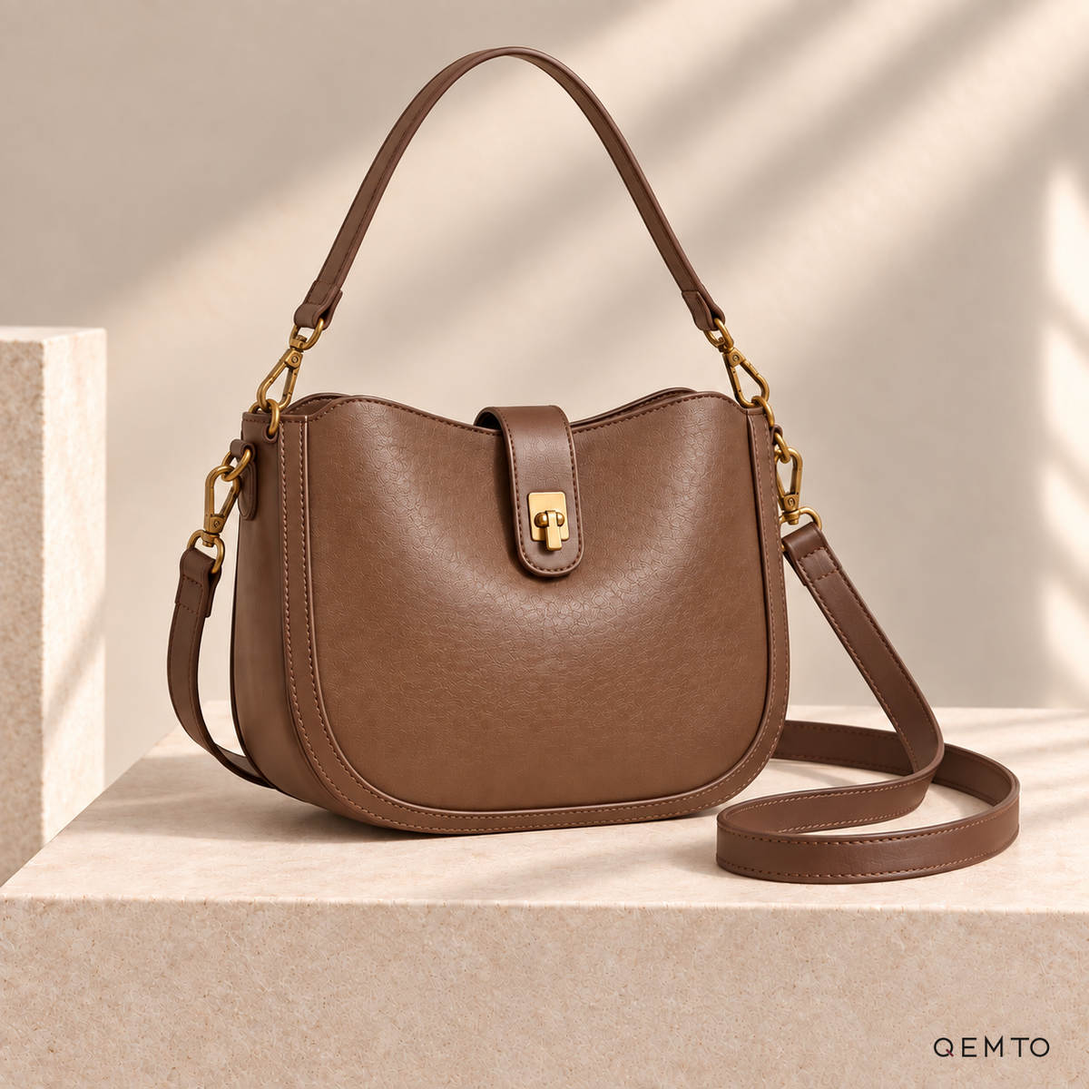QEMTO Isla Hobo Bag in Camel leather