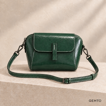 QEMTO Nora Crossbody Bag in Green — front product view